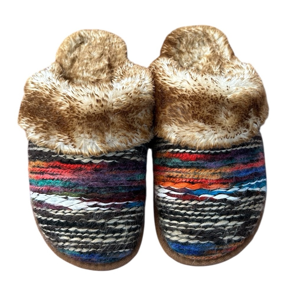 LAMO | Women’s Multicolor Woven Wool Yarn Slip On Slippers Faux Fur Trim, Size S